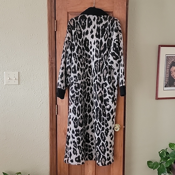 Full length Wool Leopard Print Jacket - Picture 3 of 3